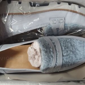 Vionic . Soft suede and wool penny loafer waterproof extra grip bottoms cushione